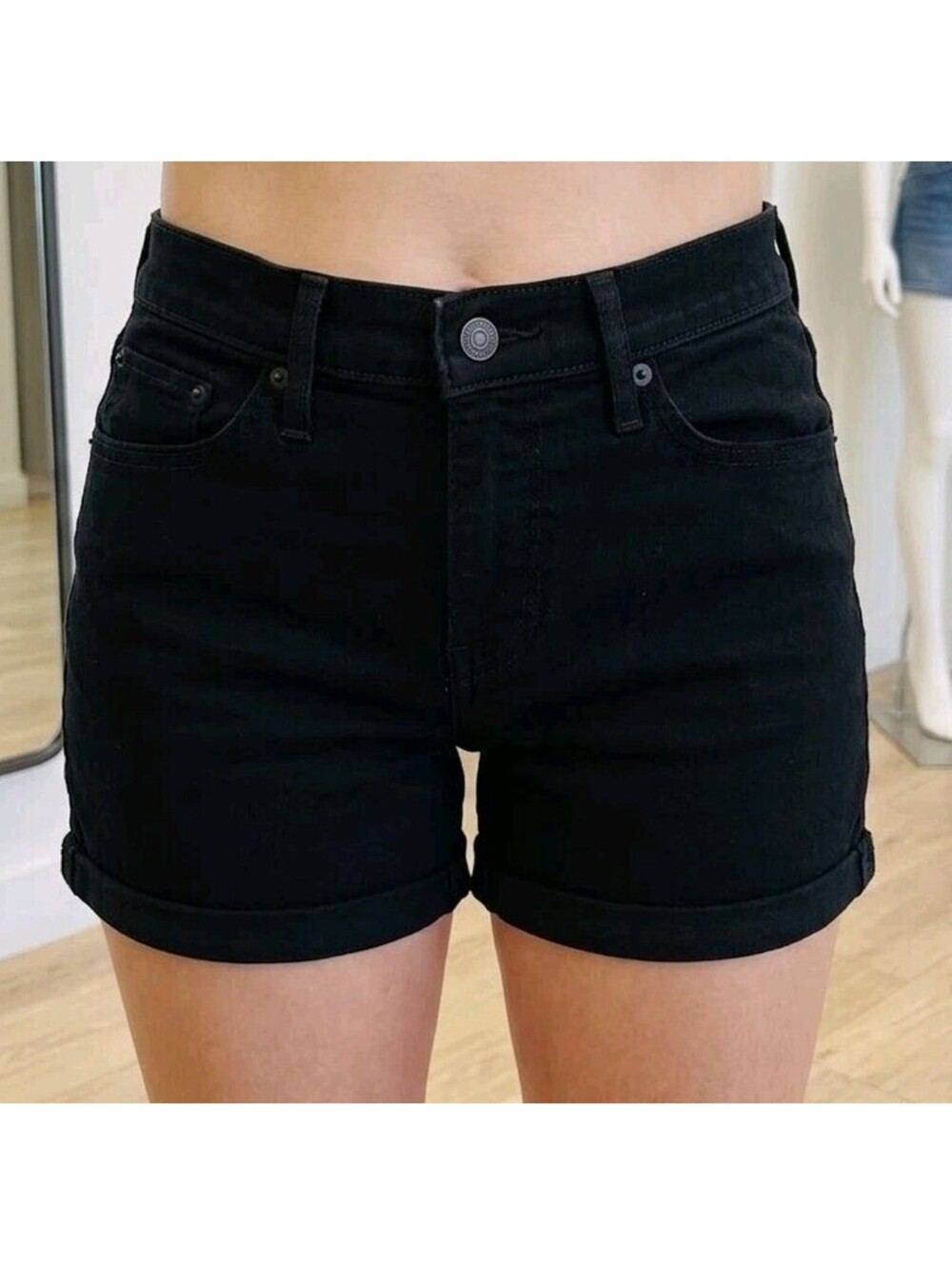 Levi's Mid Length Denim Shorts Womens Size 30 Black Stretch Cuffed Jean Shorts